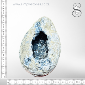 Celestite Giant A magnificent meditation tool.